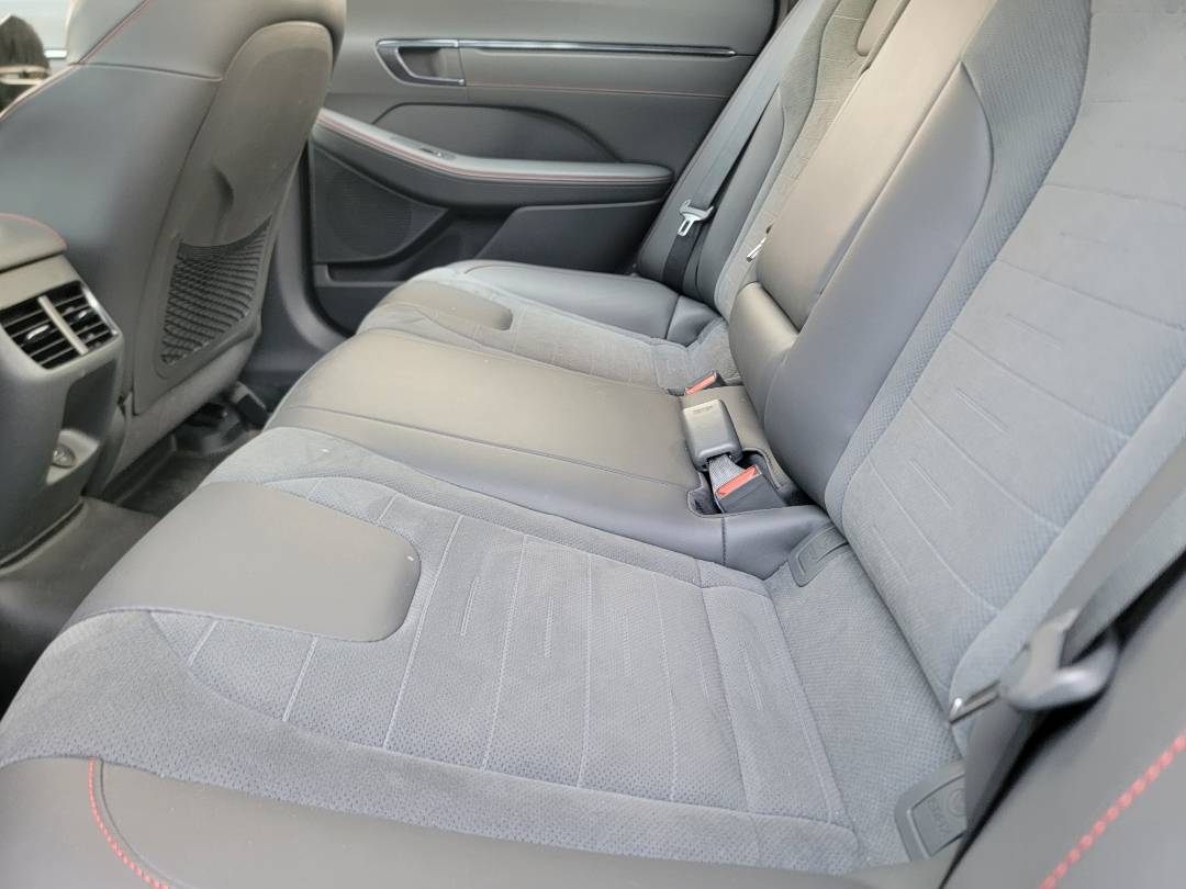 2023 HYUNDAI SONATA — 42092 Miles — Lot 41274722 — Al Surrah - Marhaba Auctions Used Cars - Image 7
