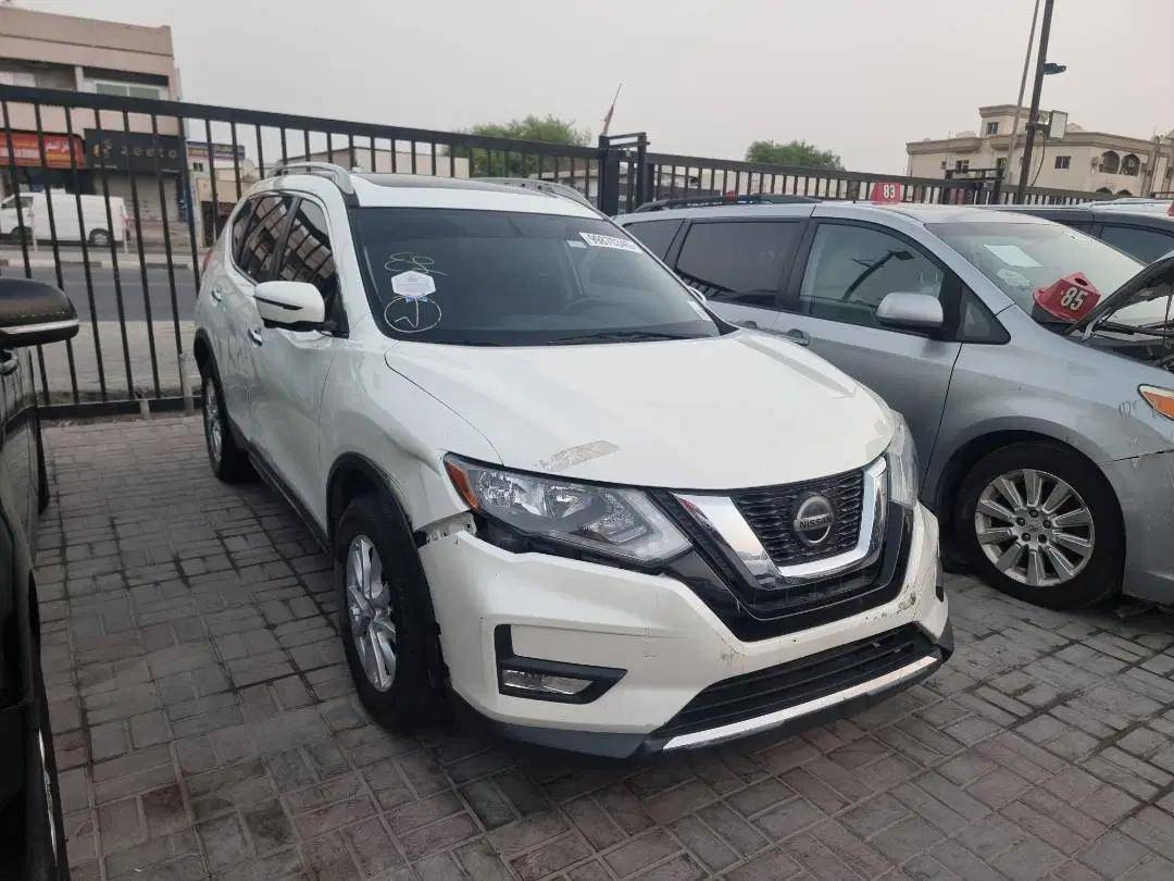 NISSAN ROGUE