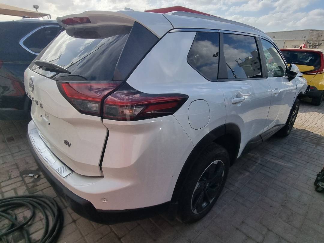 NISSAN ROGUE 2024 - Marhaba Auction Used Cars - Image 5