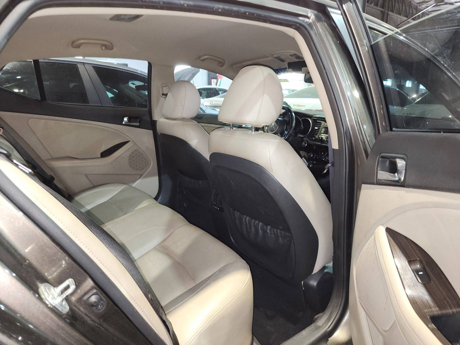 2015 KIA OPTIMA — 217331 Miles — Lot 360340 — Al Quoz - Marhaba Auctions Used Cars - Image 7