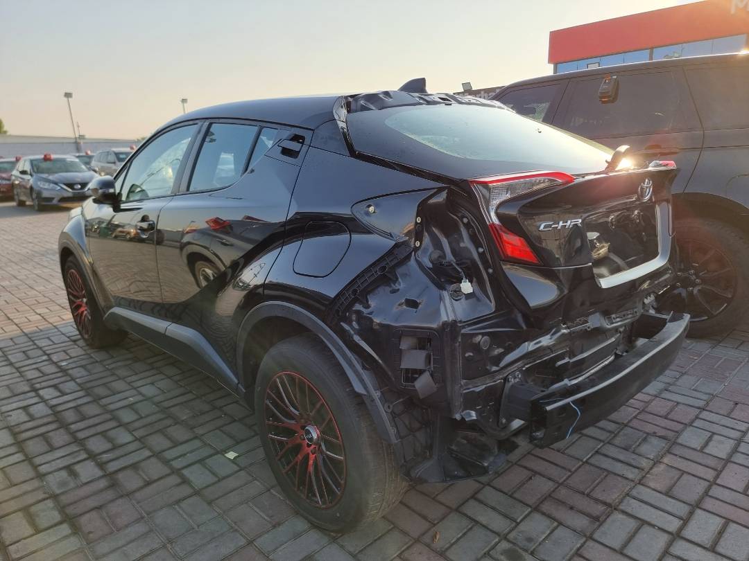 2019 TOYOTA C-HR — 98670 Miles — Lot 125487 — Souq - Marhaba Auctions Used Cars - Image 5