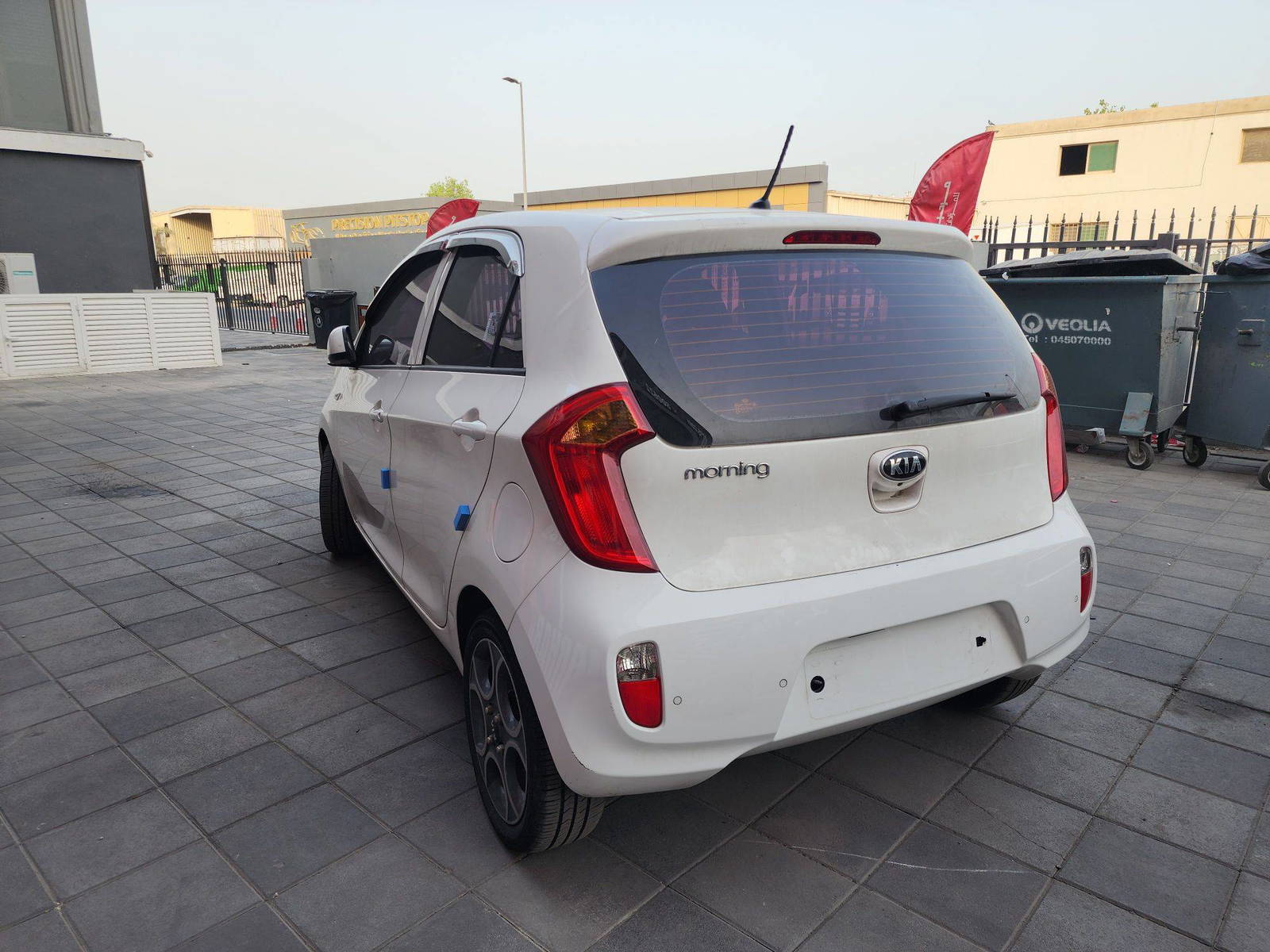 2013 KIA MORNING — 150759 KM — Lot 35596 — Al Quoz - Marhaba Auctions Used Cars - Image 3
