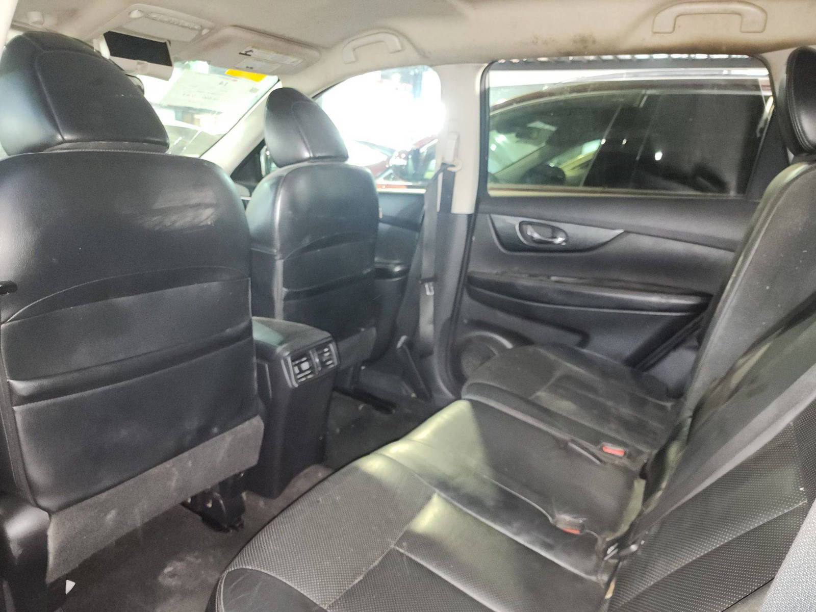 2014 NISSAN ROGUE — 229876 Miles — Lot 5040596 — Al Quoz - Marhaba Auctions Used Cars - Image 5