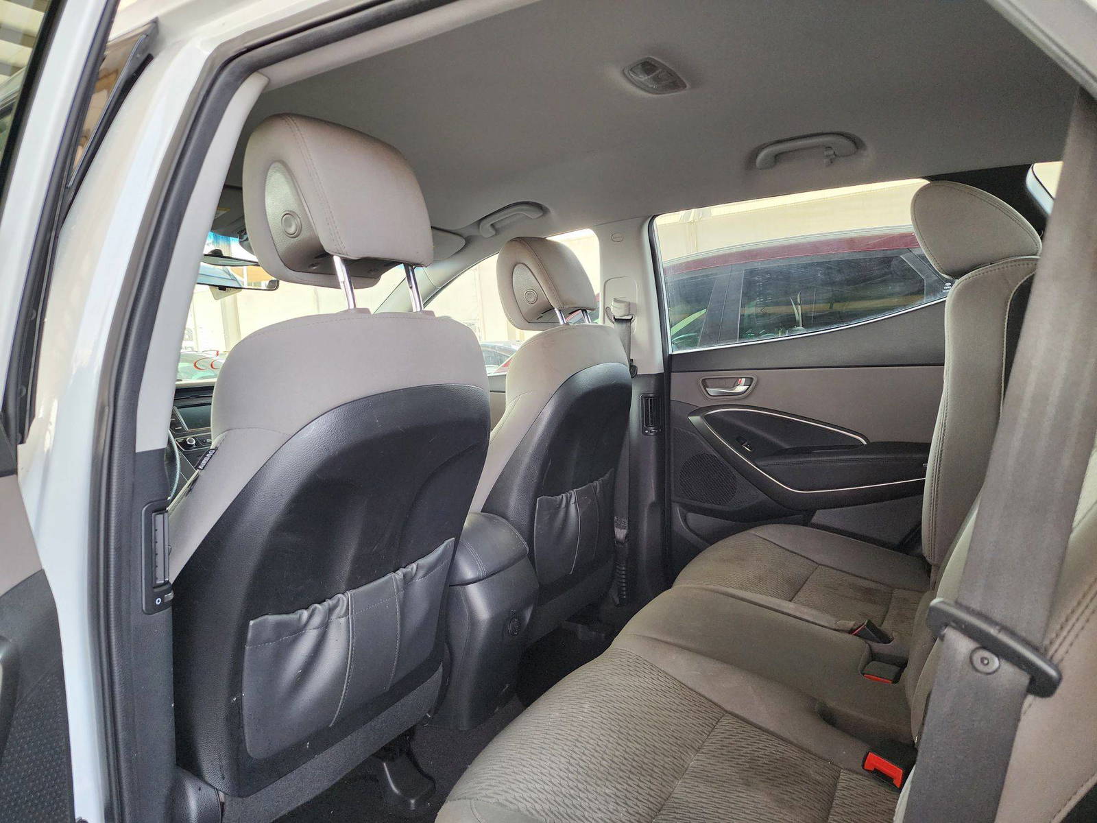 2018 HYUNDAI SANTA FE SPORT — 104813 Miles — Lot 65355 — Souq - Marhaba Auctions Used Cars - Image 6