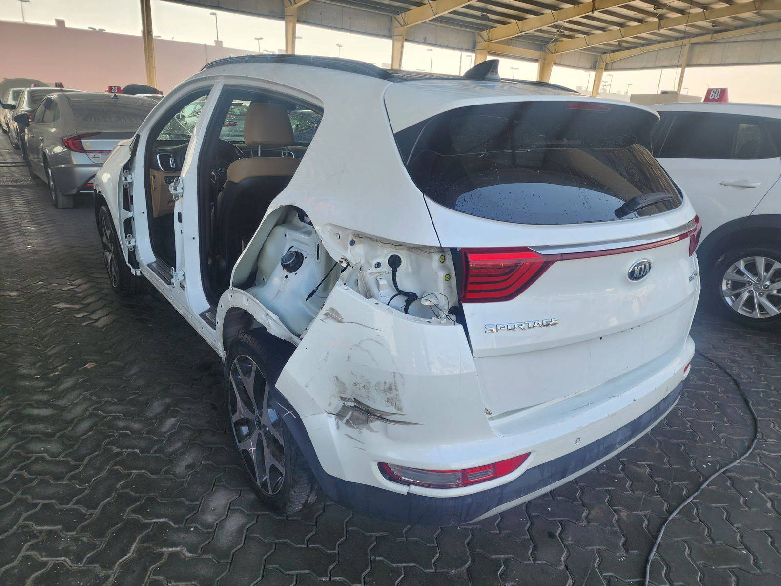 2018 KIA SPORTAGE — 47491 Miles — Lot J7423510 - Marhaba Auctions Used Cars - Image 4