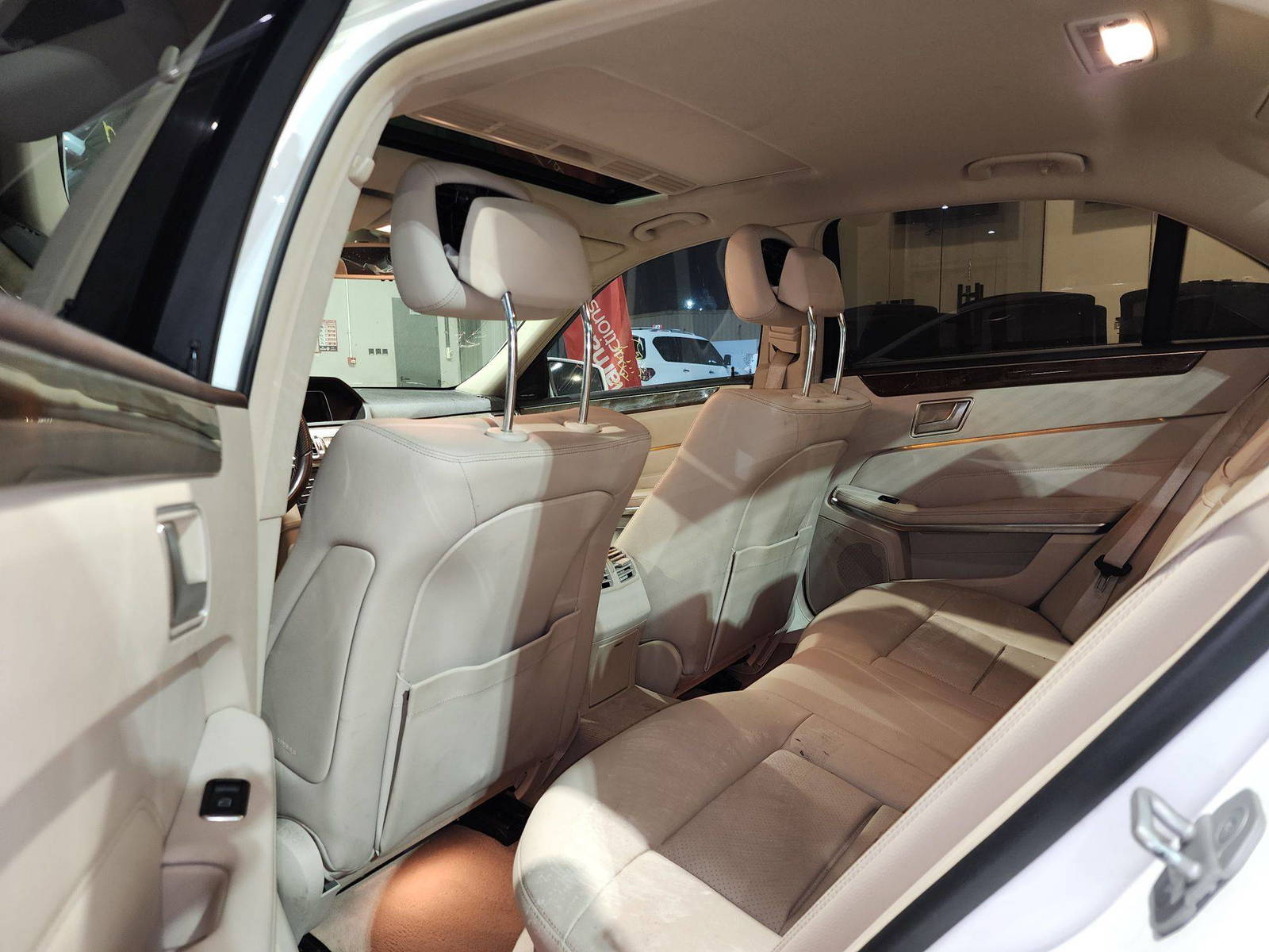 2016 MERCEDES BENZ E 350 — 128958 Miles — Lot 45193455 — Al Quoz - Marhaba Auctions Used Cars - Image 7