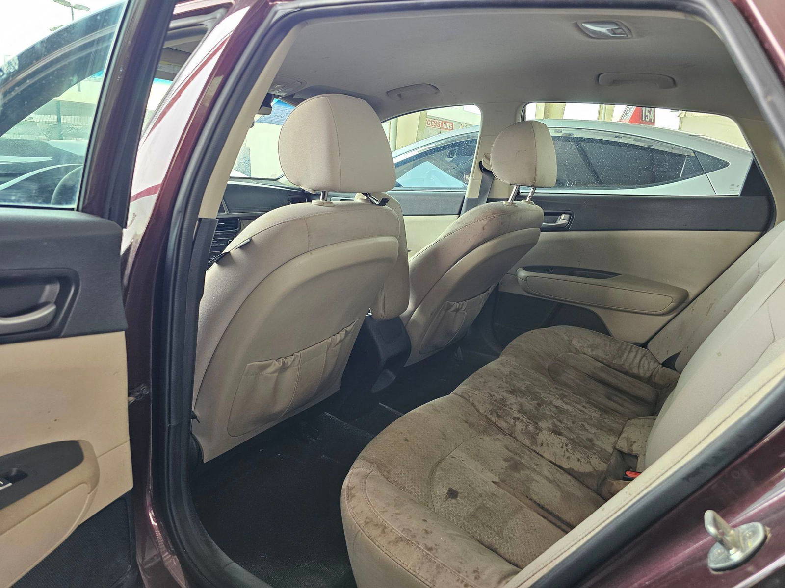2018 KIA OPTIMA — 199269 Miles — Lot 7JG243016 — Souq - Marhaba Auctions Used Cars - Image 6