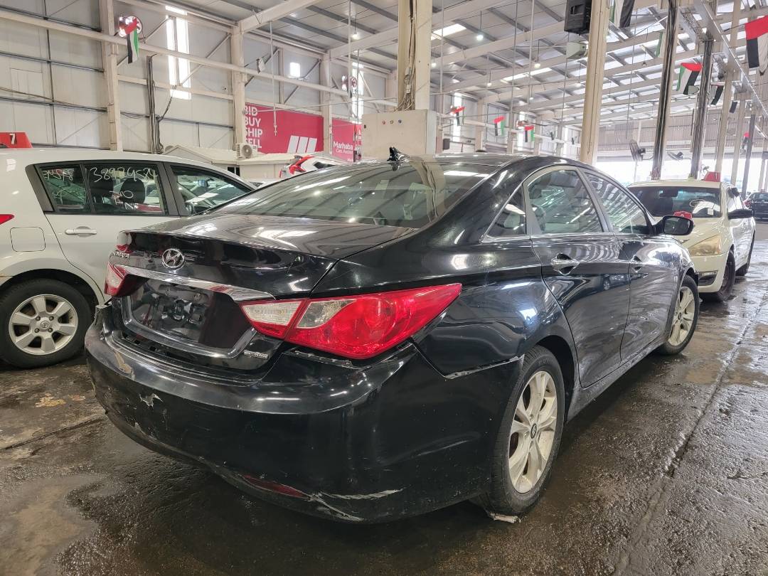 2011 HYUNDAI SONATA — 193809 Miles — Lot 115318 — Main - Marhaba Auctions Used Cars - Image 5