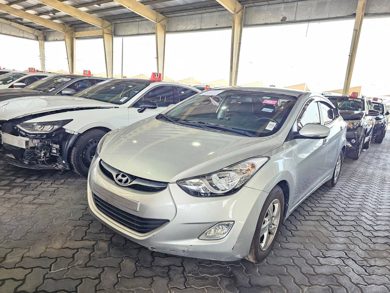 2011 HYUNDAI AVANTE — 123599 KM — Lot 017605 — Main - Marhaba Auctions Used Cars - Image 5