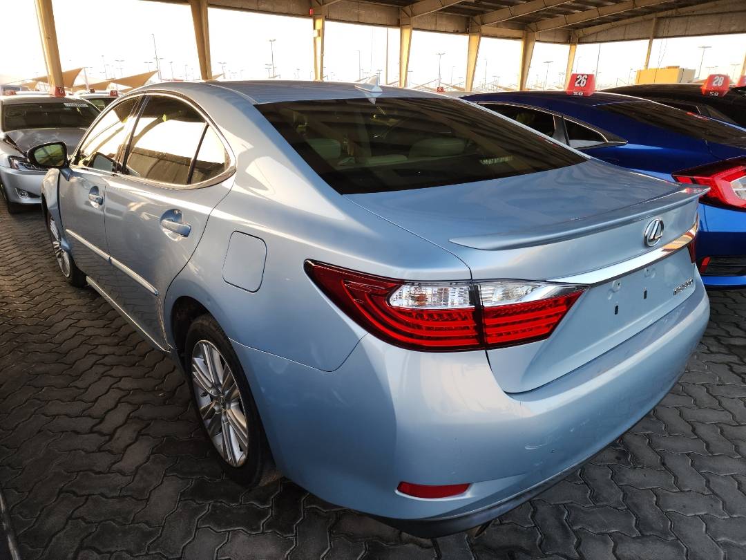 2013 LEXUS ES 350 — 172326 Miles — Lot D2013060 - Marhaba Auctions Used Cars - Image 12