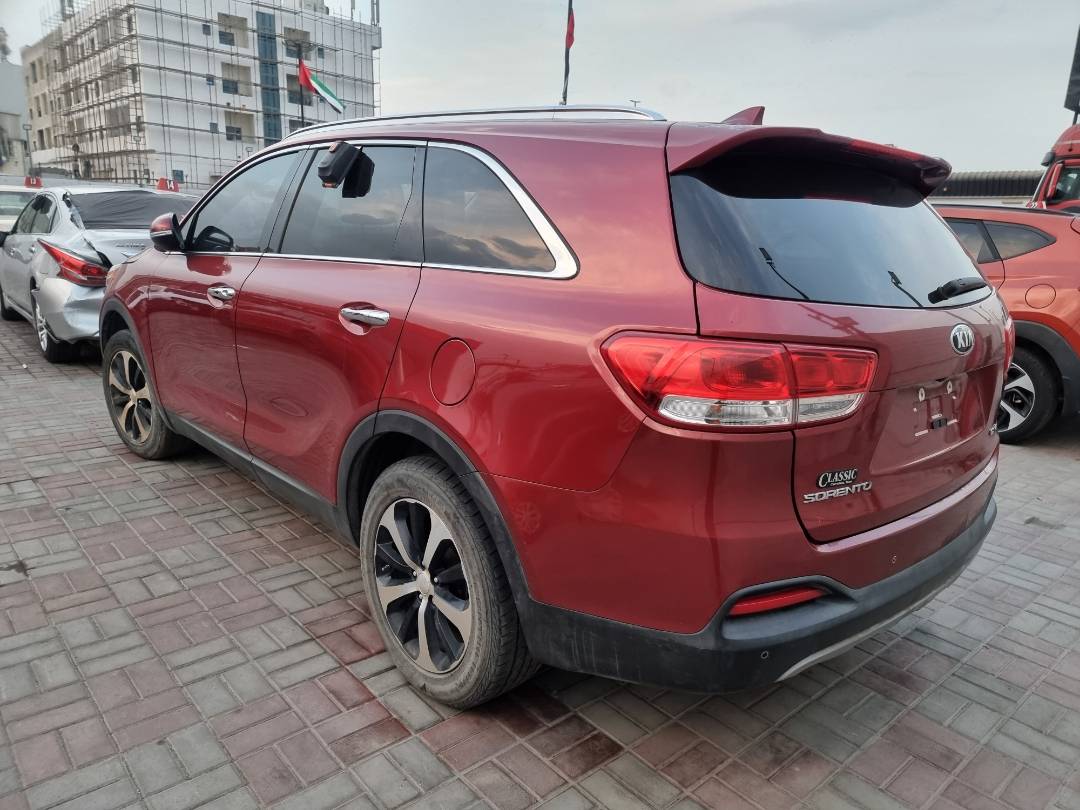 2017 KIA SORENTO — 72372 Miles — Lot HG251486 — Souq - Marhaba Auctions Used Cars - Image 5