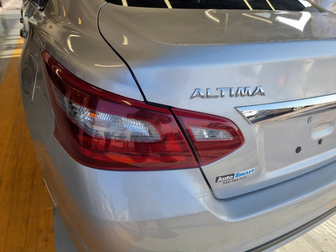 2018 NISSAN ALTIMA — 144209 Miles — Lot 82720743 - Marhaba Auctions Used Cars - Image 10