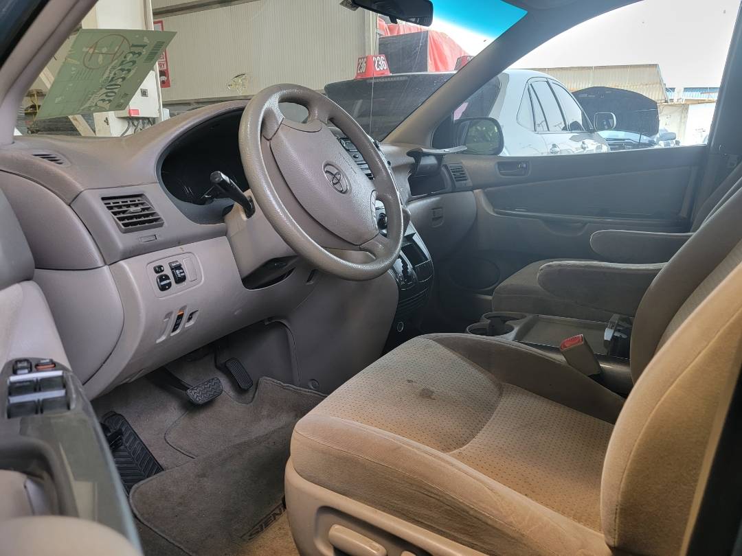 2010 TOYOTA SIENNA — 207872 Miles — Lot 39023231 — Main - Marhaba Auctions Used Cars - Image 6