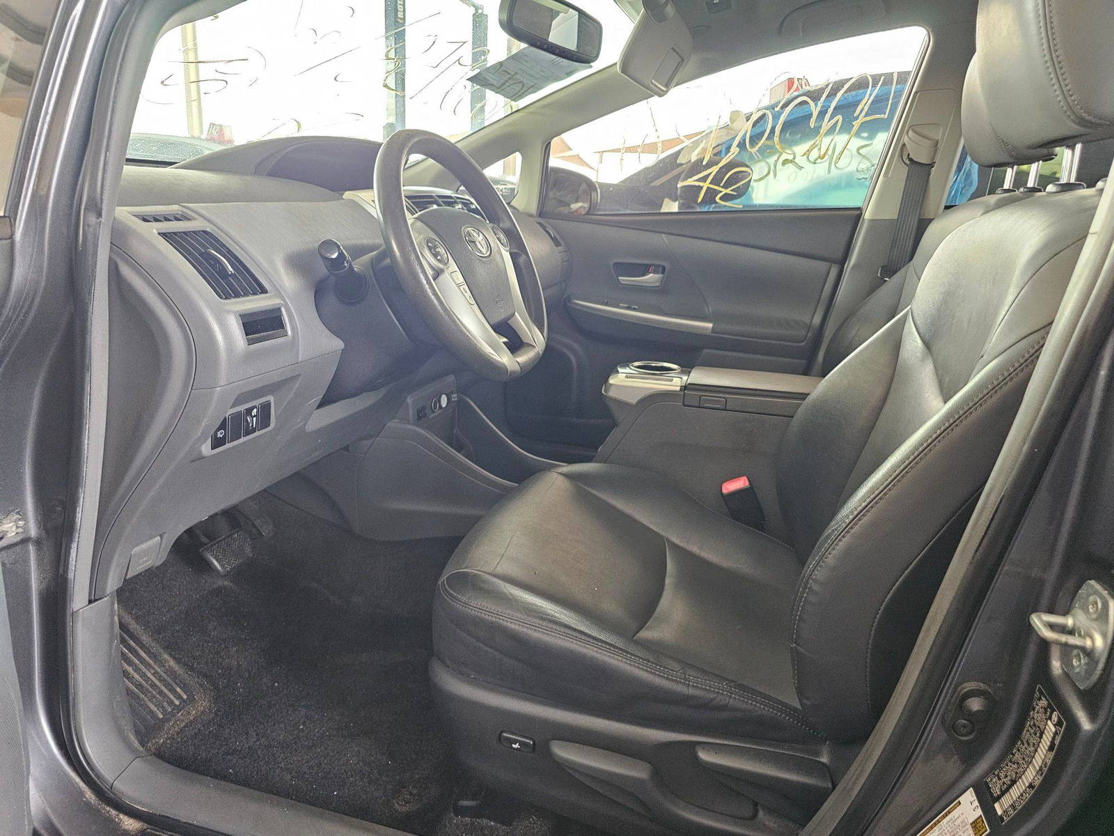 2012 TOYOTA PRIUS V — 211474 Miles — Lot 42529581 — Souq - Marhaba Auctions Used Cars - Image 8