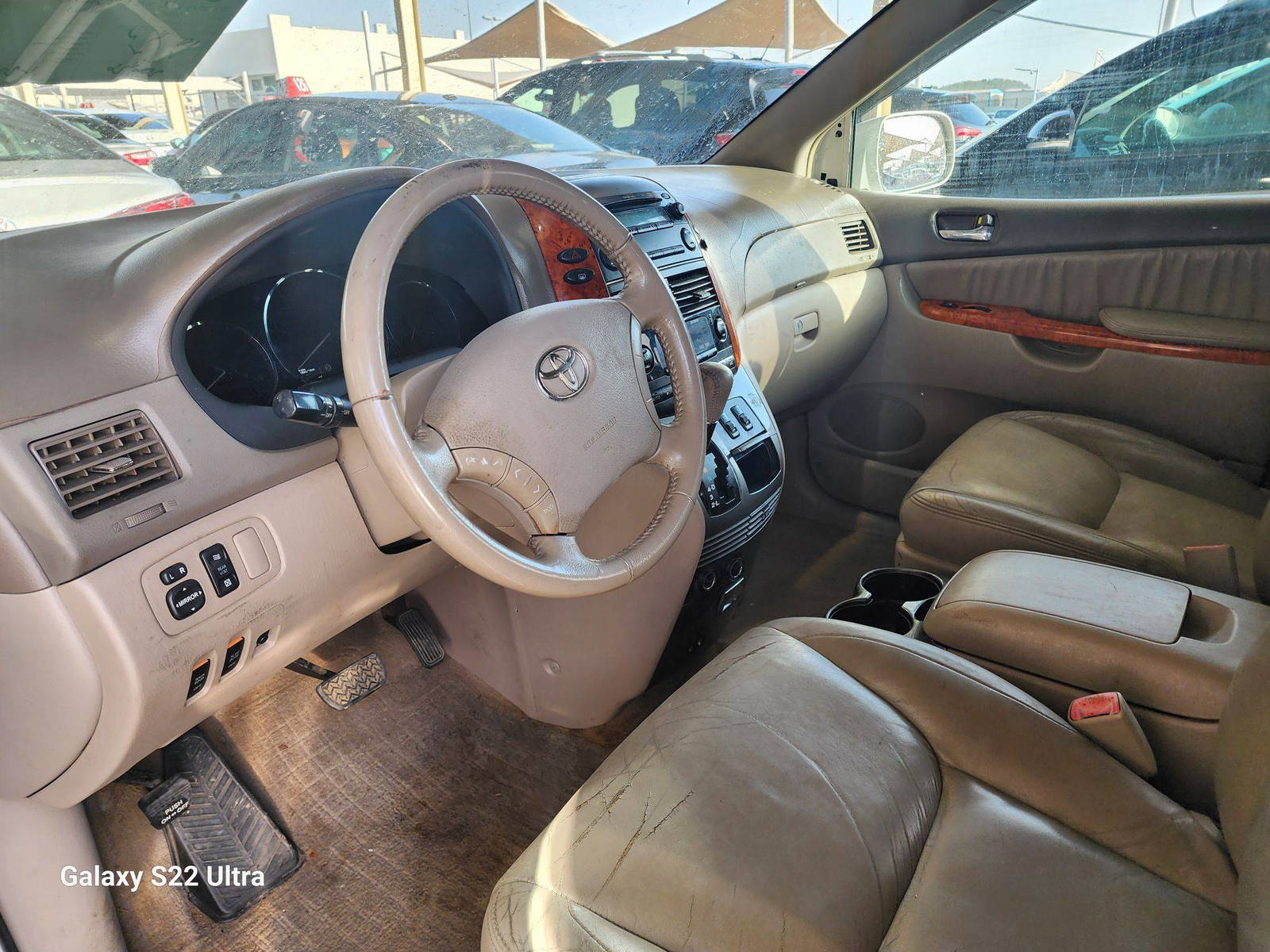 2006 TOYOTA SIENNA — 206426 Miles — Lot 38534219 - Marhaba Auctions Used Cars - Image 5