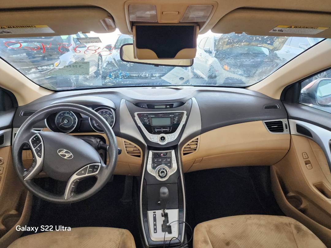 2011 HYUNDAI ELANTRA — 95574 Miles — Lot 38825460 — Souq - Marhaba Auctions Used Cars - Image 5