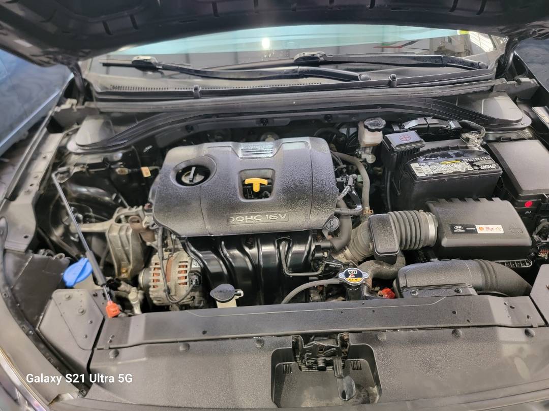 2019 HYUNDAI ELANTRA — 54120 Miles — Lot 882570 — Main - Marhaba Auctions Used Cars - Image 10