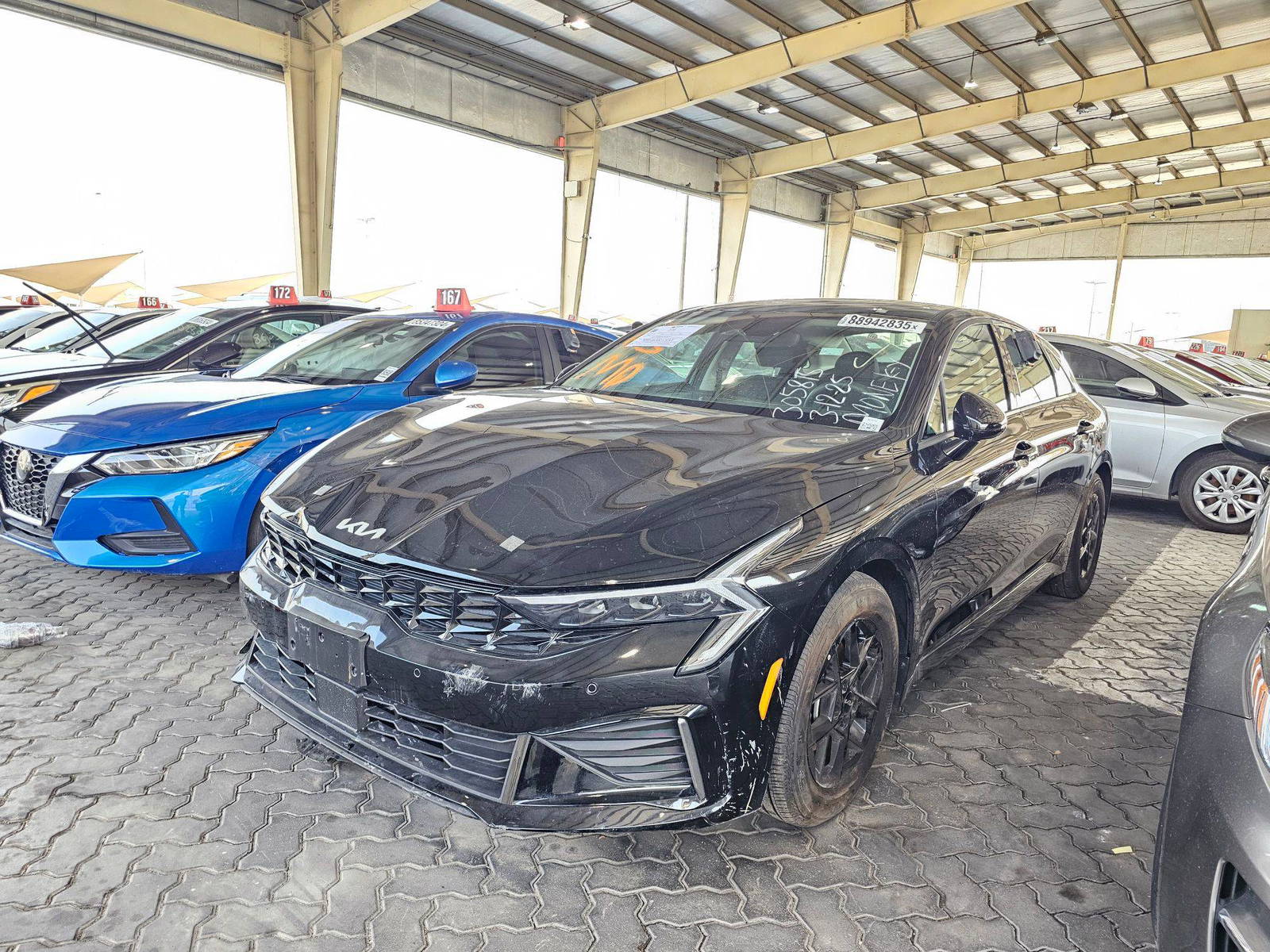 2025 KIA K5 — 2420 Miles — Lot 88942835 — Main - Marhaba Auctions Used Cars - Image 5