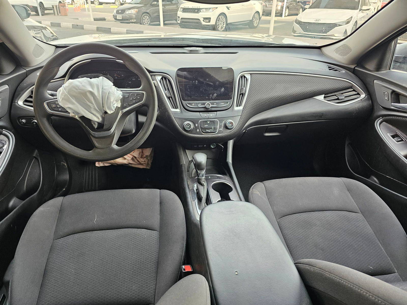 2023 CHEVROLET MALIBU — 25291 Miles — Lot F158885 — Souq - Marhaba Auctions Used Cars - Image 7