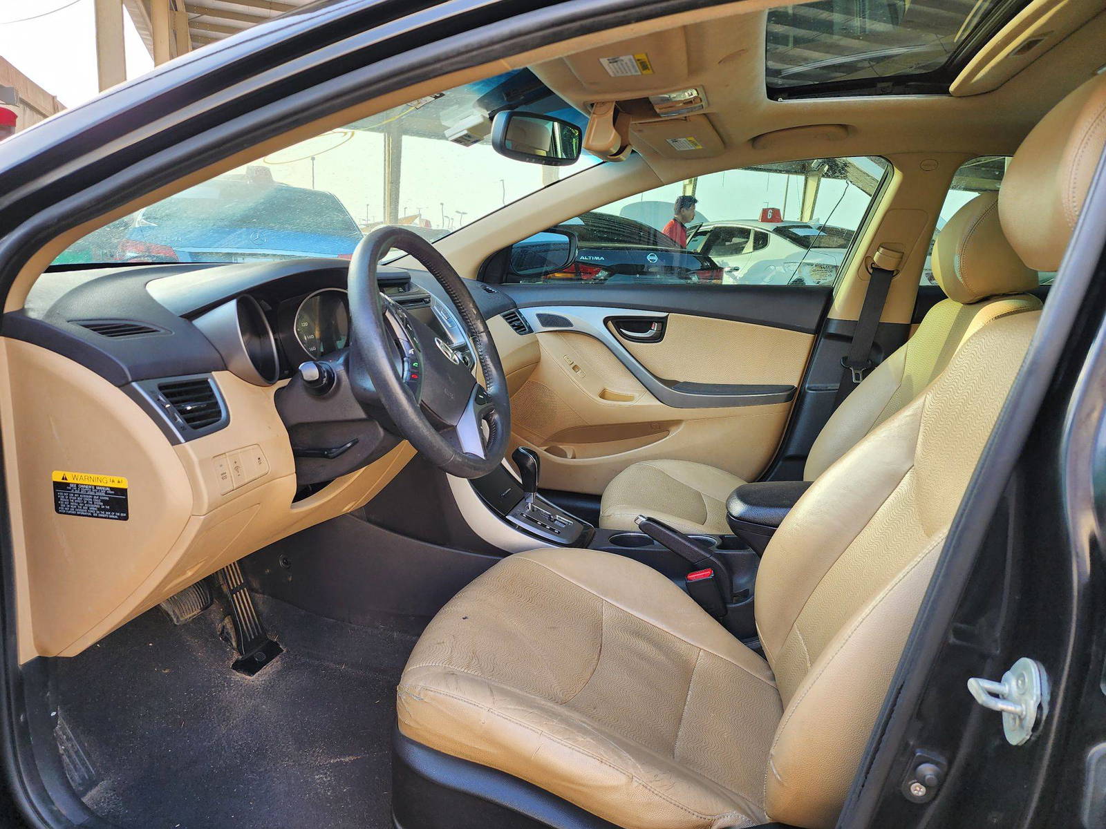 2013 HYUNDAI ELANTRA — 180412 Miles — Lot 47421884 — Souq - Marhaba Auctions Used Cars - Image 9