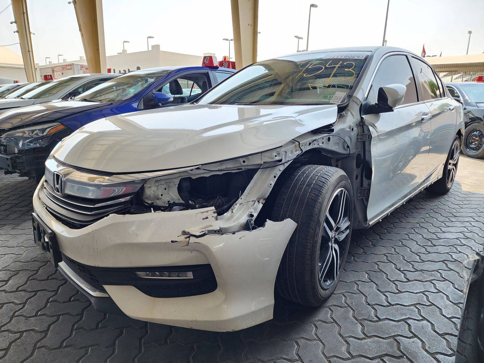 2017 HONDA ACCORD — 164460 Miles — Lot 47770324 — Souq - Marhaba Auctions Used Cars - Image 8