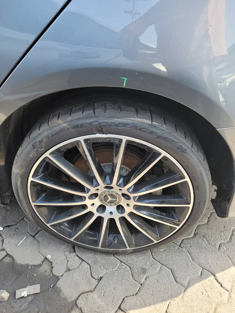 2018 MERCEDES BENZ C300 — 73151 Miles — Lot 266937 — Main - Marhaba Auctions Used Cars - Image 9