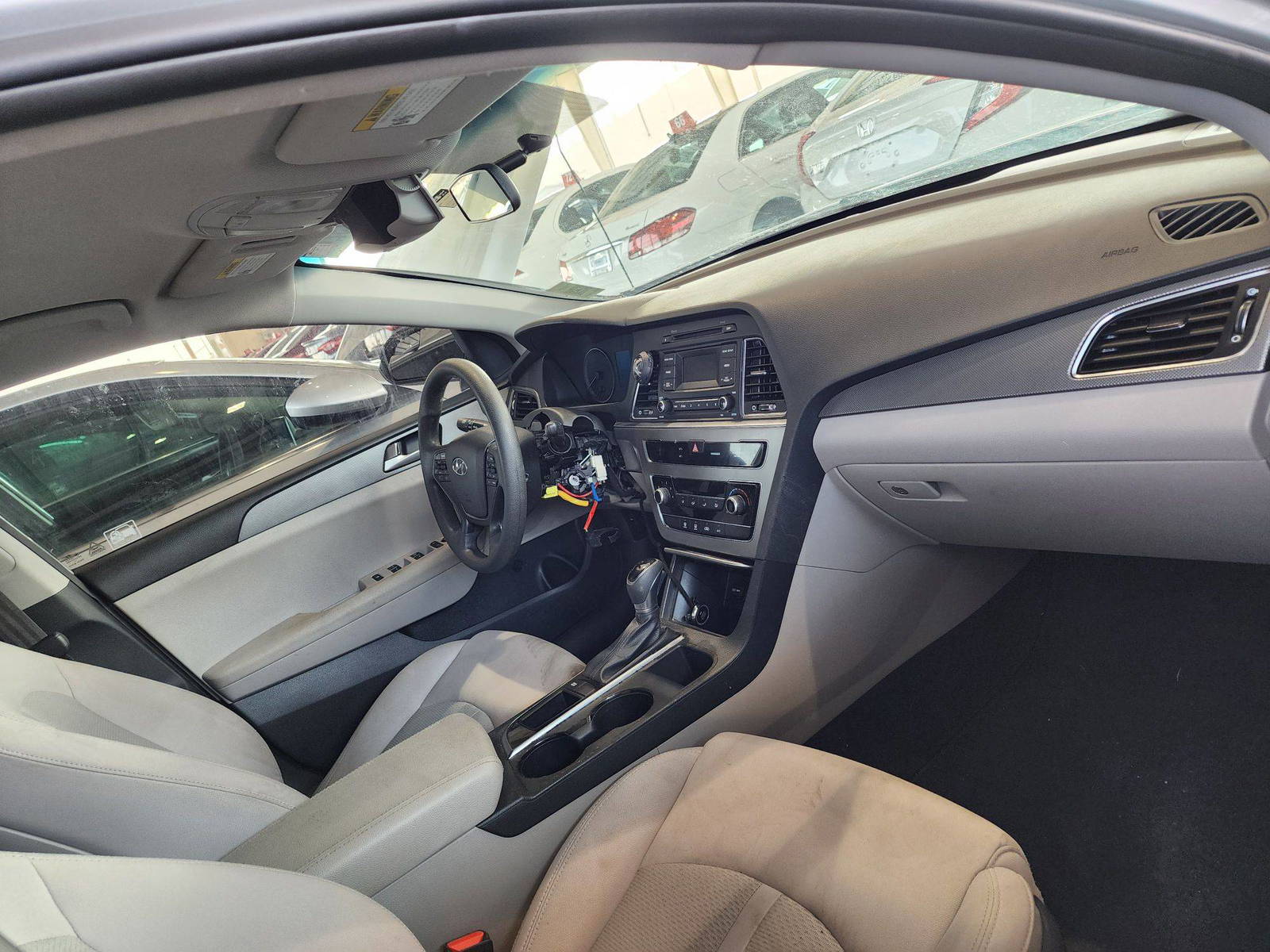 2017 HYUNDAI SONATA — 154776 Miles — Lot 49001924 — Ind. 12 - Marhaba Auctions Used Cars - Image 5
