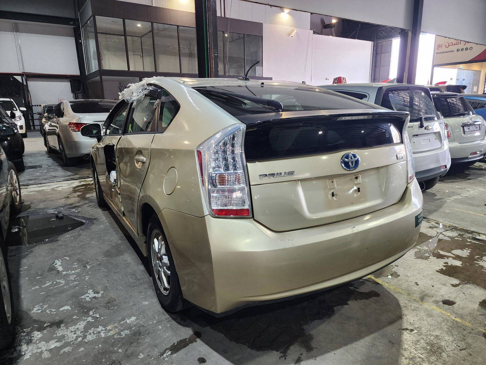 2010 TOYOTA PRIUS — 120094 Miles — Lot 212664 — Al Quoz - Marhaba Auctions Used Cars - Image 5