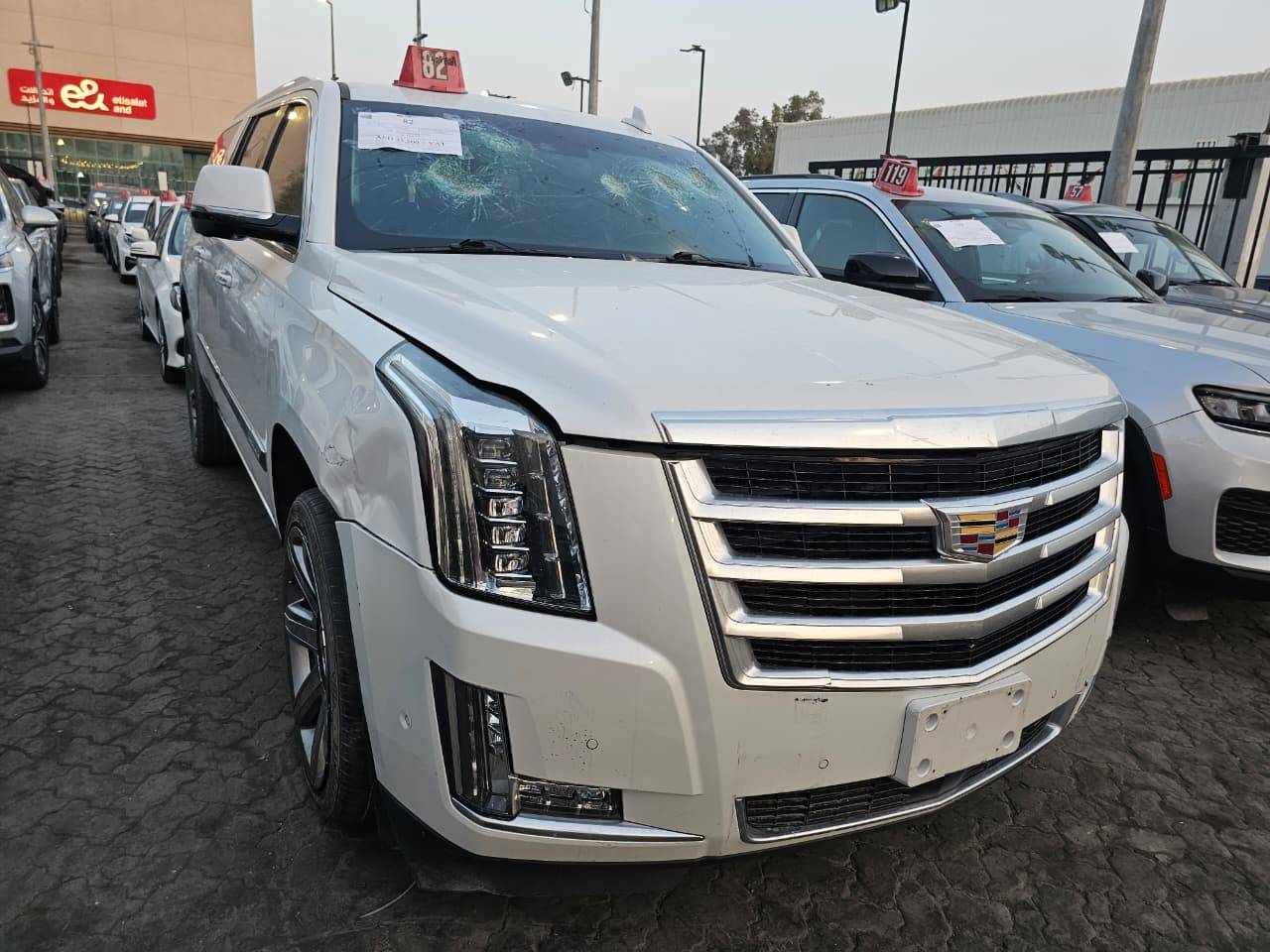 CADILLAC ESCALADE ESV PREMIUM LUXURY 2019 - Marhaba Auction Used Cars - Image 4