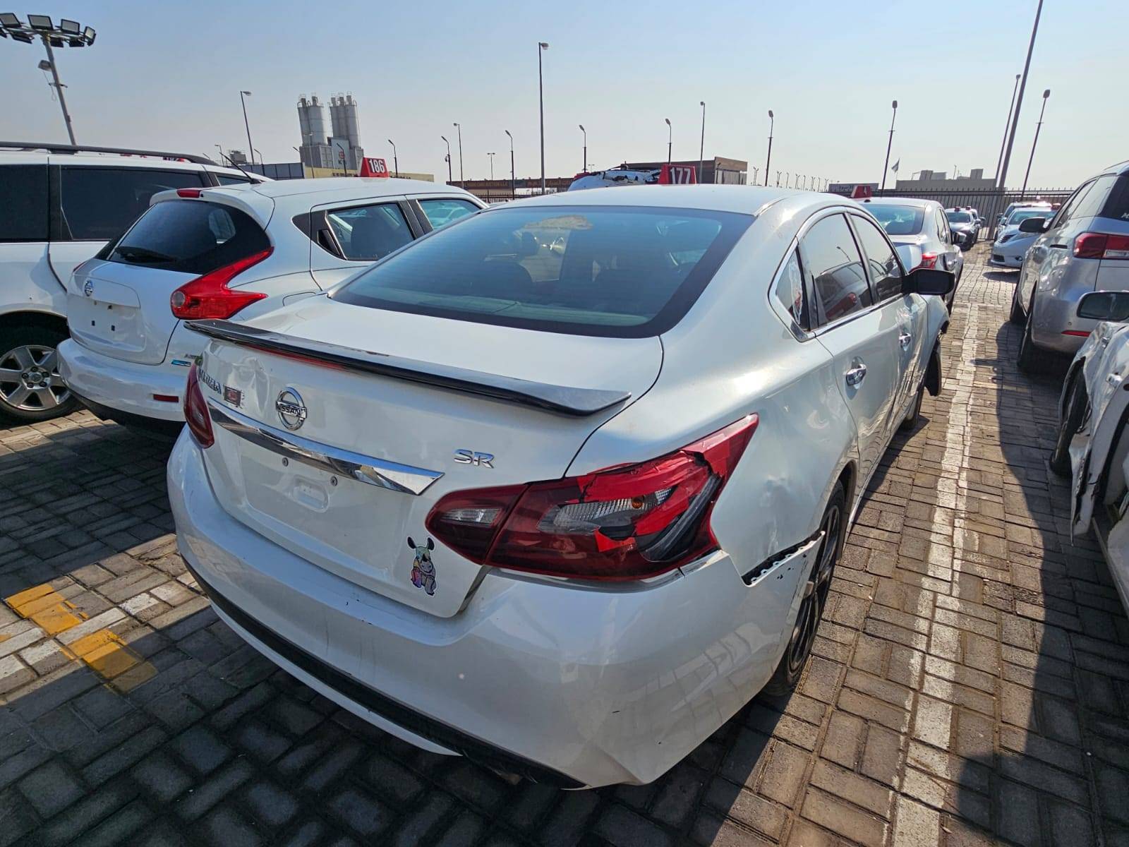 2017 NISSAN ALTIMA — 216622 Miles — Lot HC297156 - Marhaba Auctions Used Cars - Image 4