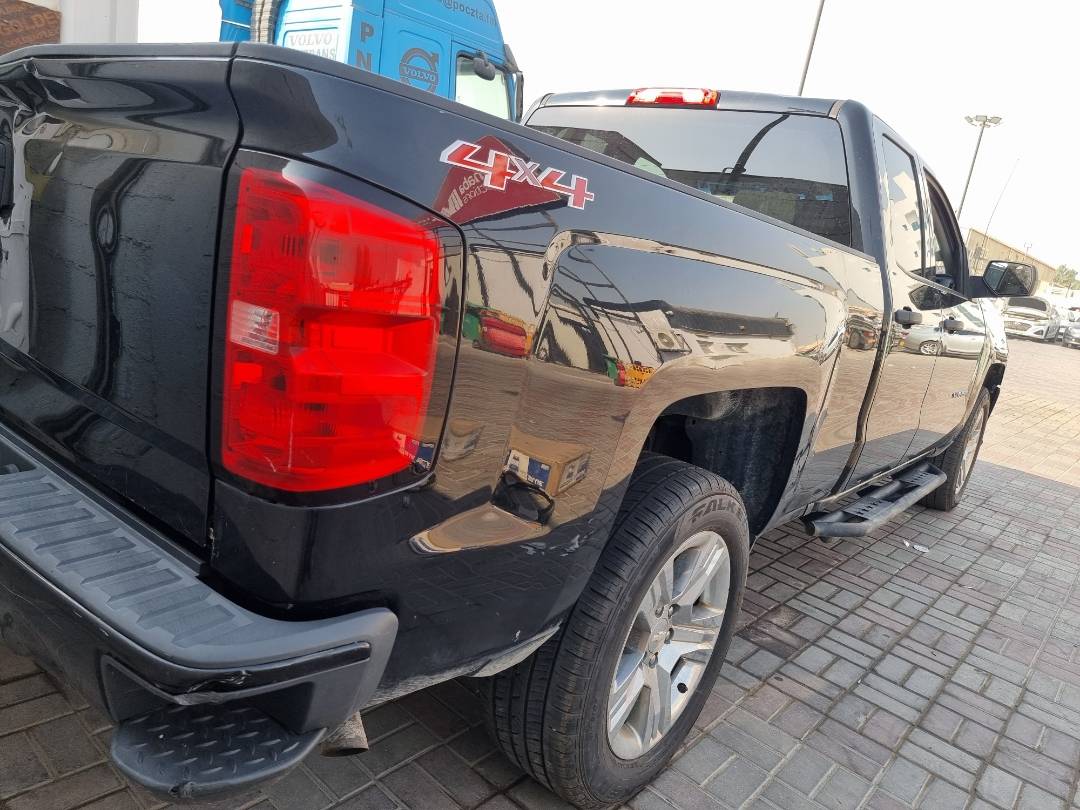 2017 CHEVROLET SILVERADO — 151206 Miles — Lot 368023 — Ind. 12 - Marhaba Auctions Used Cars - Image 5