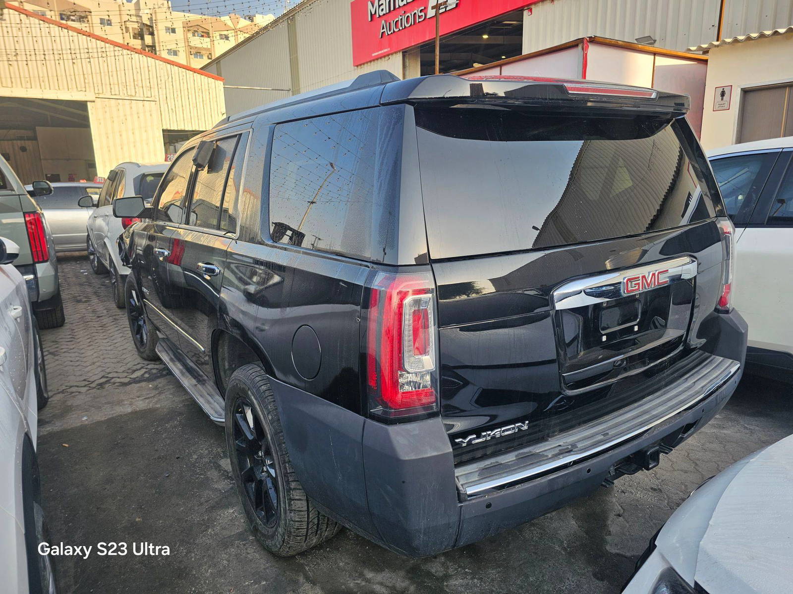 2015 GMC YUKON DENALI — 147882 Miles — Lot FR154201 — Main - Marhaba Auctions Used Cars - Image 6