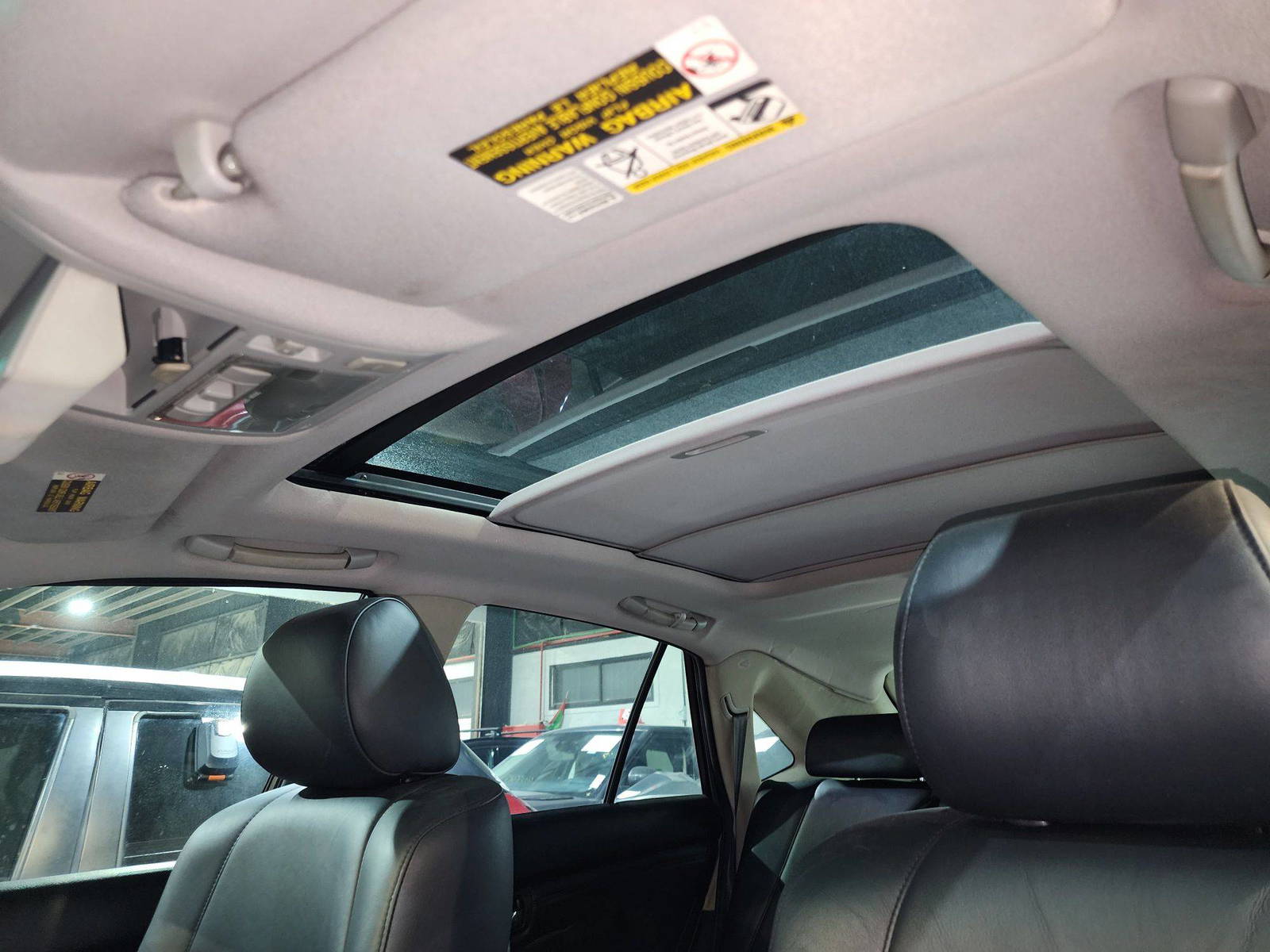 2005 LEXUS RX 330 — 74854 Miles — Lot 093894 — Main - Marhaba Auctions Used Cars - Image 11