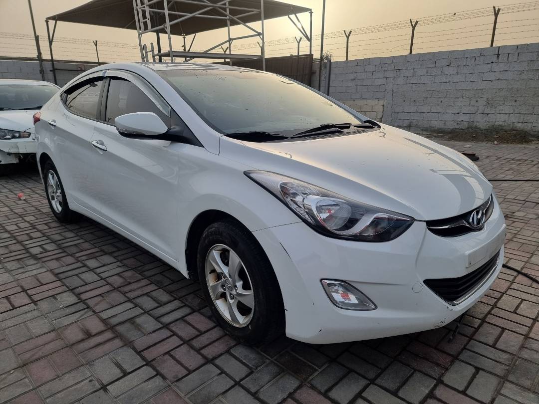 2011 HYUNDAI AVANTE — 219527 KM — Lot 095812 — Ind. 12 - Marhaba Auctions Used Cars - Image 3