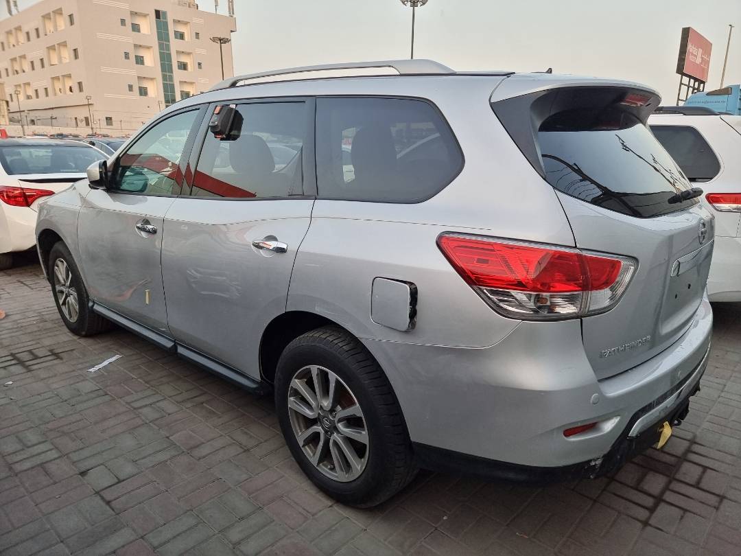 2014 NISSAN PATHFINDER — 153748 Miles — Lot 215478 — Ind. 12 - Marhaba Auctions Used Cars - Image 5