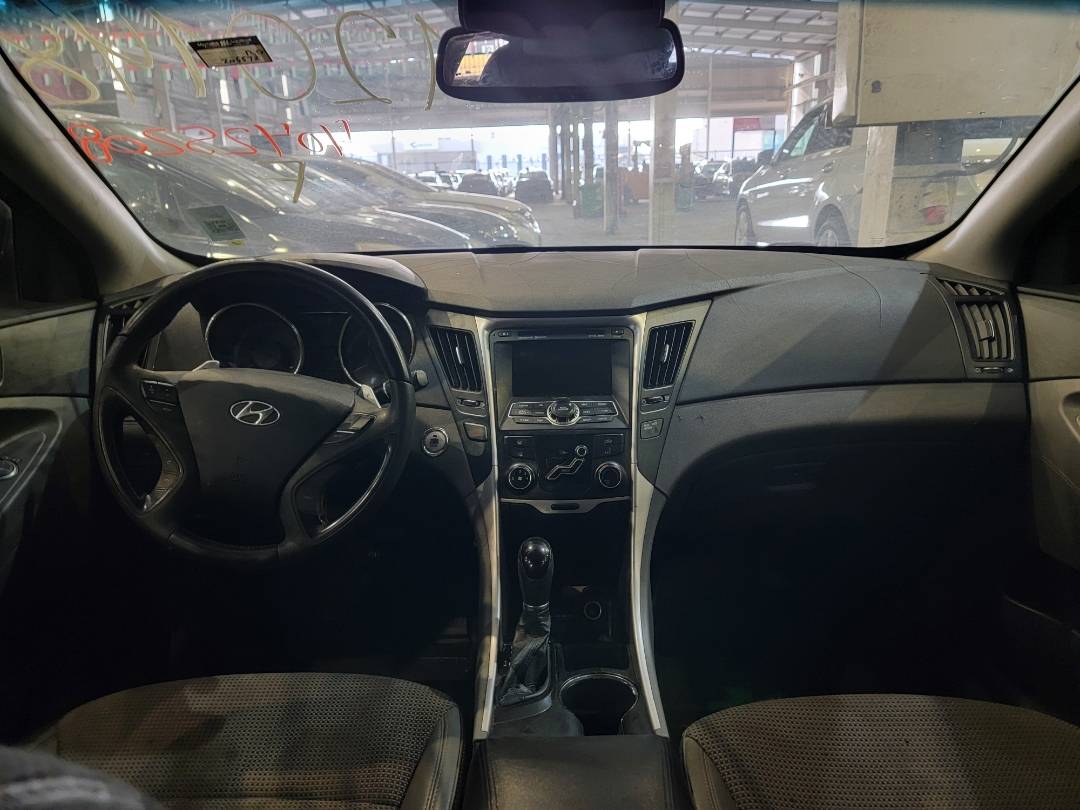 2011 HYUNDAI SONATA — 205572 Miles — Lot 120148 — Main - Marhaba Auctions Used Cars - Image 8