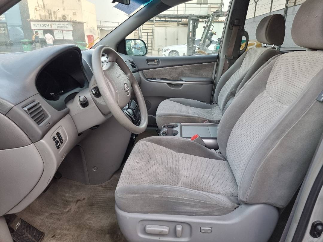 2008 TOYOTA SIENNA — 189827 Miles — Lot 215478 — Ind. 12 - Marhaba Auctions Used Cars - Image 5