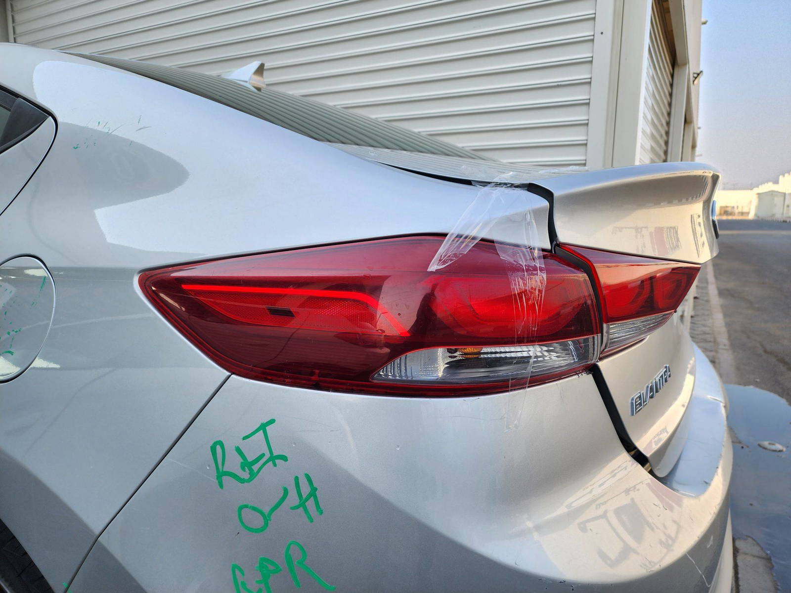 2017 HYUNDAI ELANTRA — 155123 Miles — Lot 28135 — Souq - Marhaba Auctions Used Cars - Image 10
