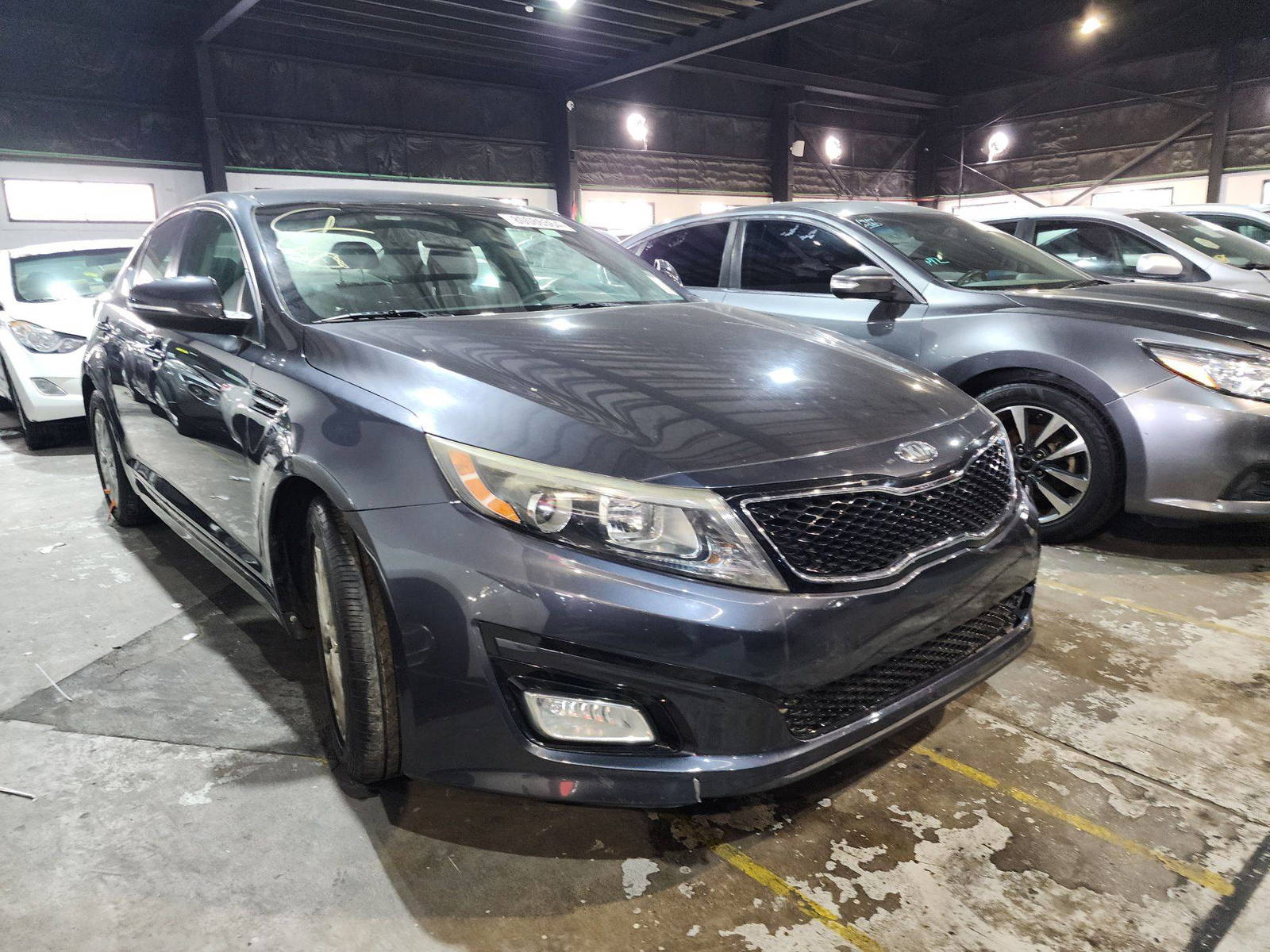 2015 KIA OPTIMA — 180127 Miles — Lot 80086364 — Al Quoz - Marhaba Auctions Used Cars - Image 4
