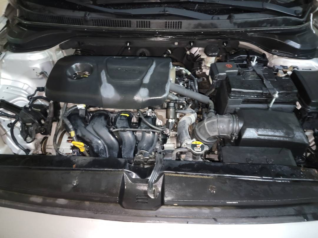 2019 HYUNDAI ACCENT — 126102 Miles — Lot KE069381 — Main - Marhaba Auctions Used Cars - Image 9