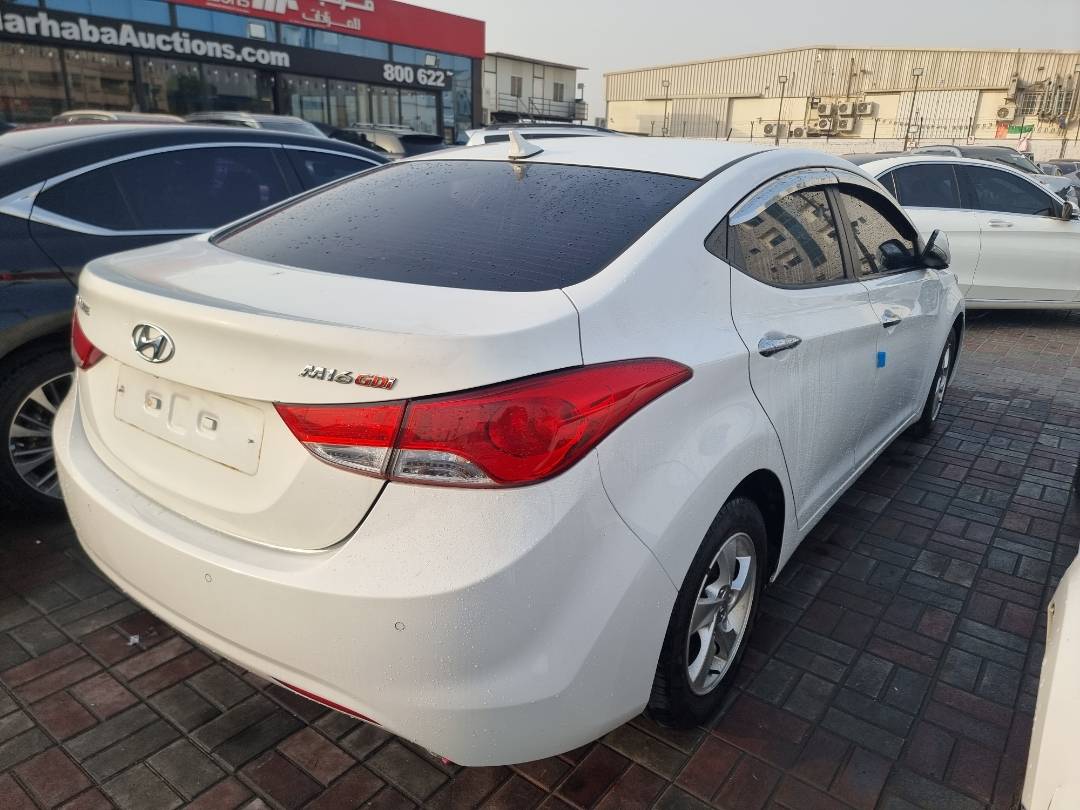 2012 HYUNDAI AVANTE — 172581 KM — Lot 215487 — Ind. 12 - Marhaba Auctions Used Cars - Image 4