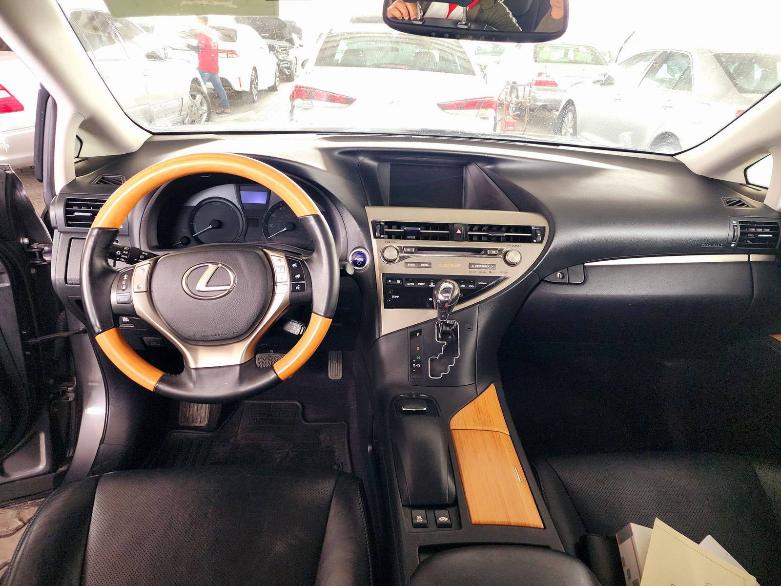 2014 LEXUS RX 450H — 127344 Miles — Lot 40440170 — Souq - Marhaba Auctions Used Cars - Image 7