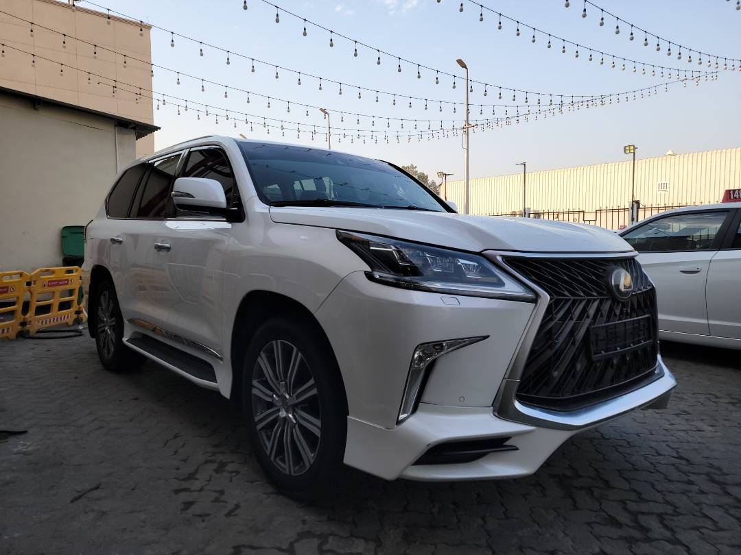 2016 LEXUS LX 570 — 115305 KM — Lot G4215610 — Main - Marhaba Auctions Used Cars - Image 5