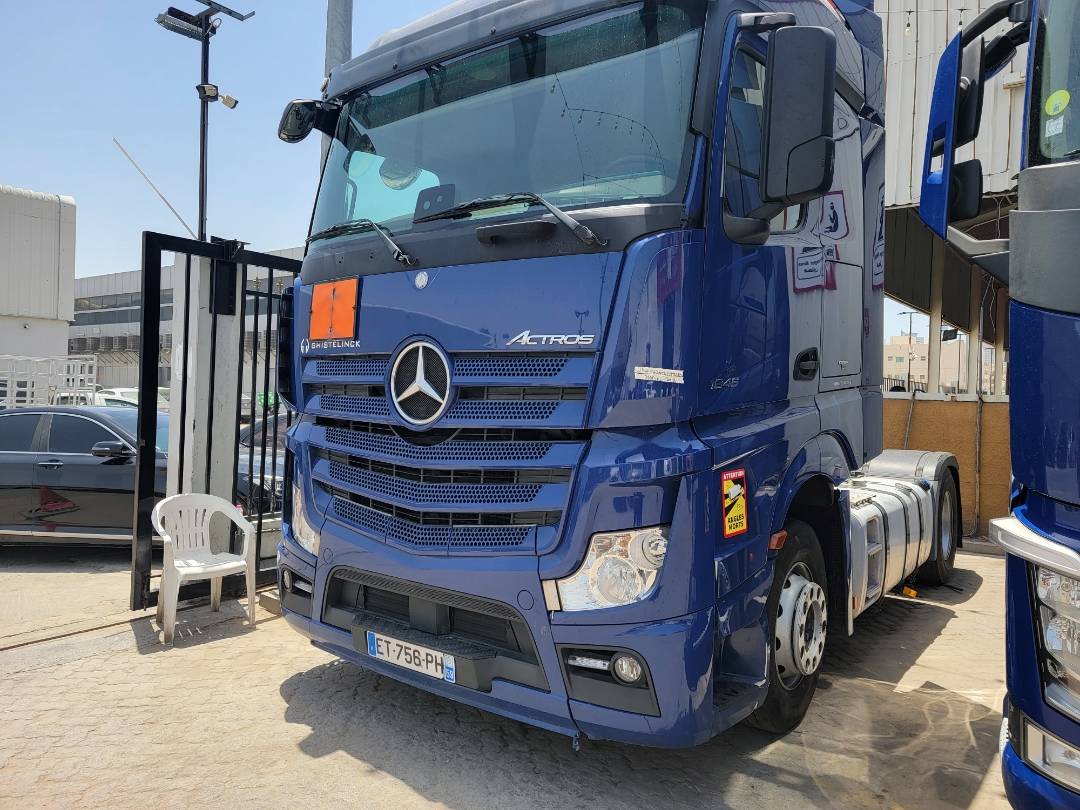 2018 MERCEDES BENZ ACTROS 1845 — 997220 KM — Lot 992885 - Marhaba Auctions Used Cars - Image 3