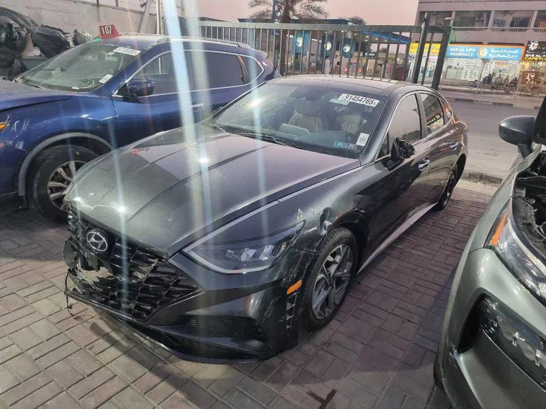 HYUNDAI SONATA