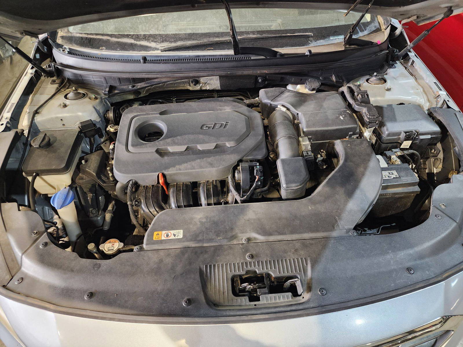 2015 HYUNDAI SONATA — 179499 Miles — Lot 118366 — Al Quoz - Marhaba Auctions Used Cars - Image 12