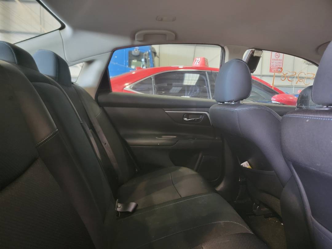 2017 NISSAN ALTIMA — 152589 Miles — Lot 80672933 - Marhaba Auctions Used Cars - Image 5