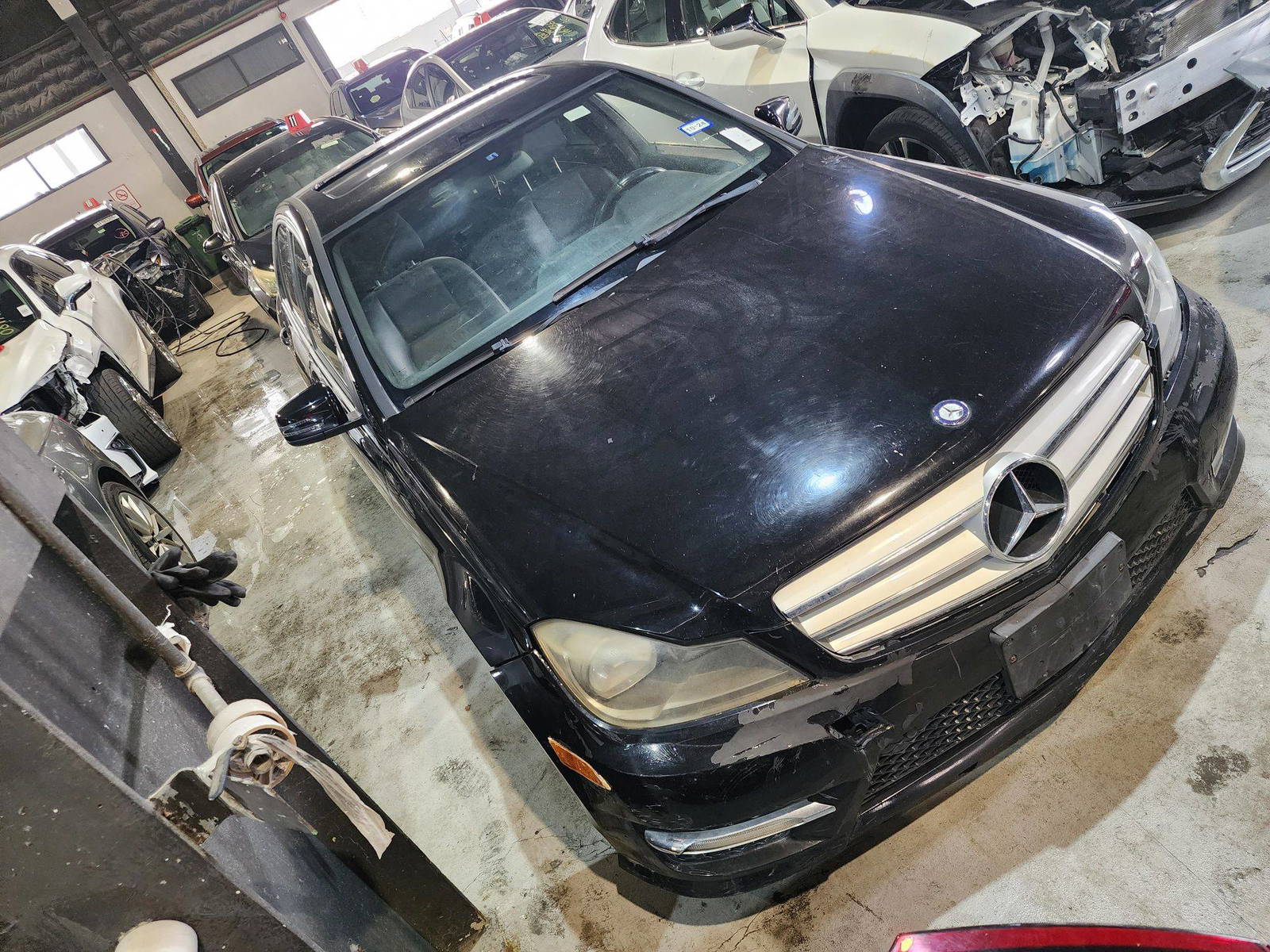 MERCEDES BENZ C300 2012 - Marhaba Auction Used Cars - Image 4