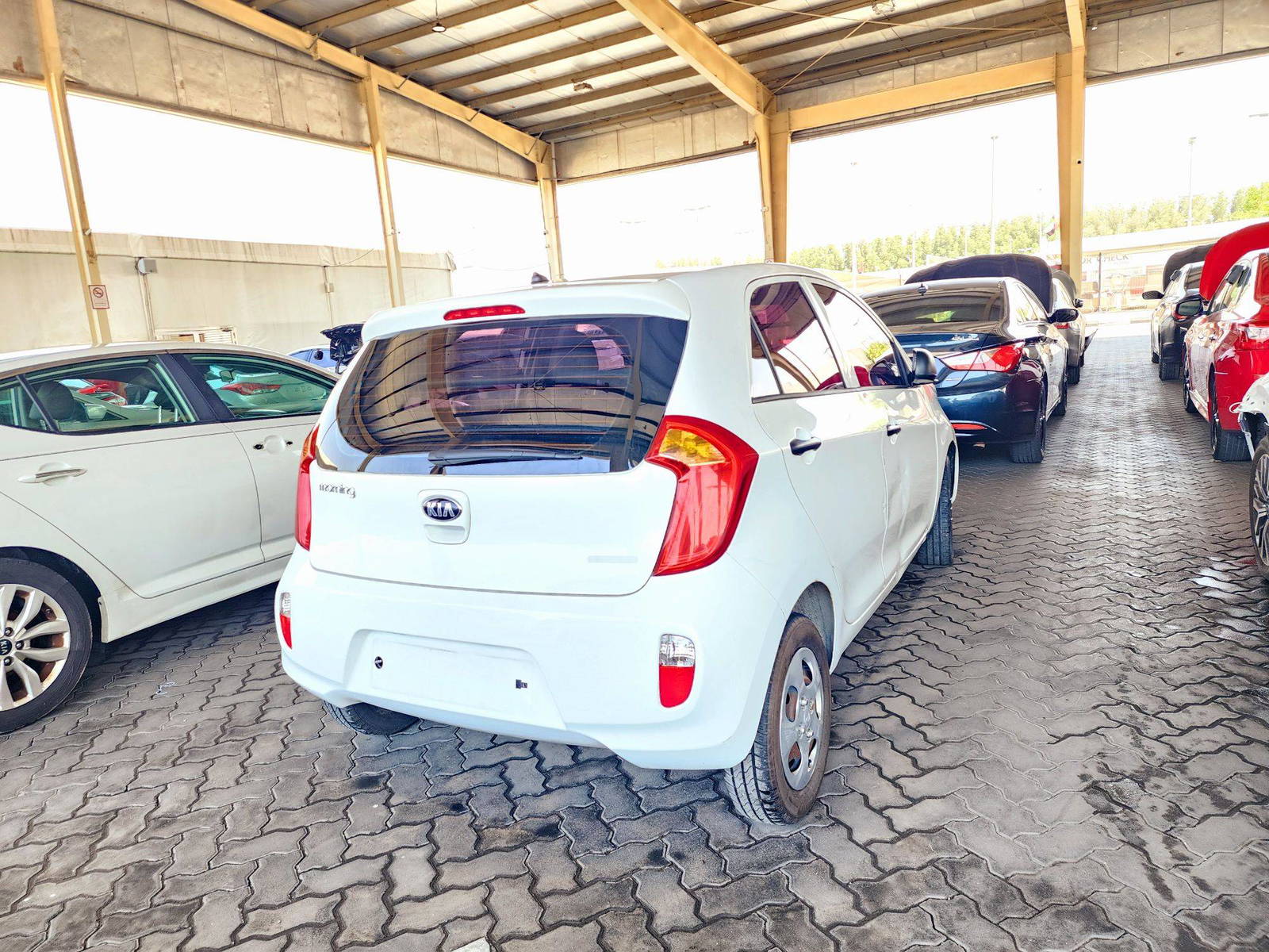 2015 KIA MORNING — 135156 KM — Lot 857799 — Souq - Marhaba Auctions Used Cars - Image 3