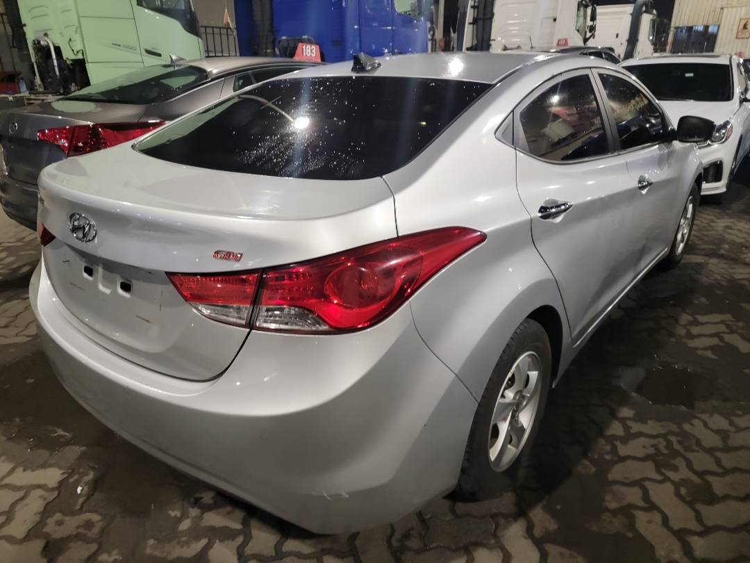 2014 HYUNDAI AVANTE — 133763 KM — Lot 848655 — Main - Marhaba Auctions Used Cars - Image 4